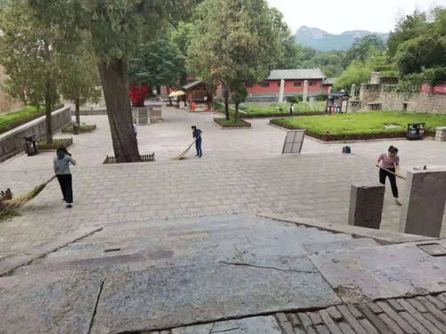 濟(jì)南市靈巖寺景區(qū)加強(qiáng)環(huán)境整治,提升景區(qū)旅游品質(zhì)